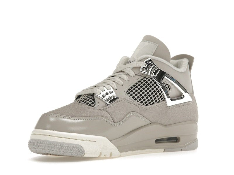 Jordan 4 Retro Frozen Moments (Women's) - Jordan - OFFseason 衣服 - AQ9129 - 001