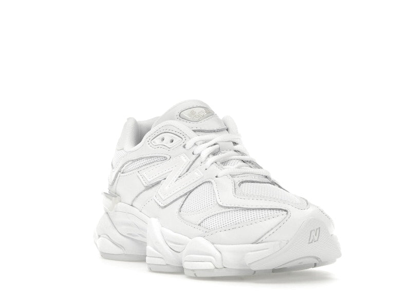 New Balance 9060 Triple White - New Balance - OFFseason 衣服 - U9060NRJ