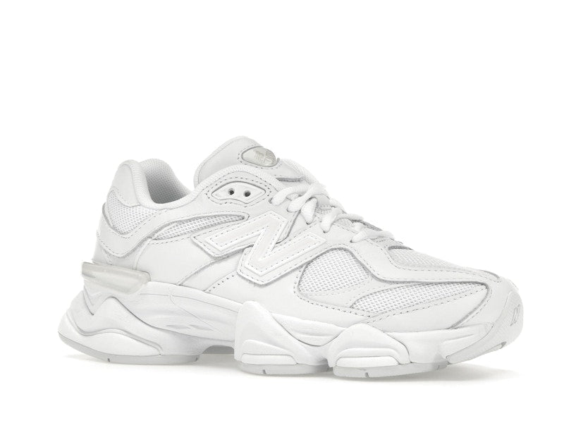 New Balance 9060 Triple White - New Balance - OFFseason 衣服 - U9060NRJ