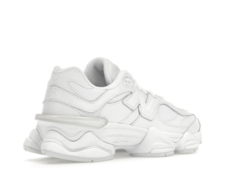 New Balance 9060 Triple White - New Balance - OFFseason 衣服 - U9060NRJ