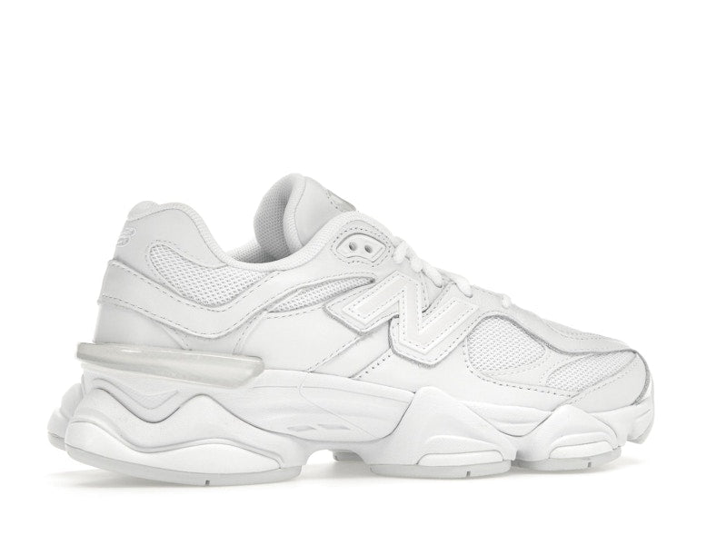 New Balance 9060 Triple White - New Balance - OFFseason 衣服 - U9060NRJ