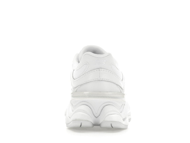 New Balance 9060 Triple White - New Balance - OFFseason 衣服 - U9060NRJ