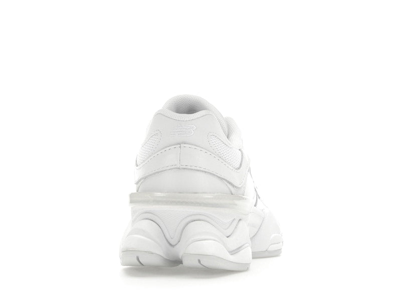 New Balance 9060 Triple White - New Balance - OFFseason 衣服 - U9060NRJ