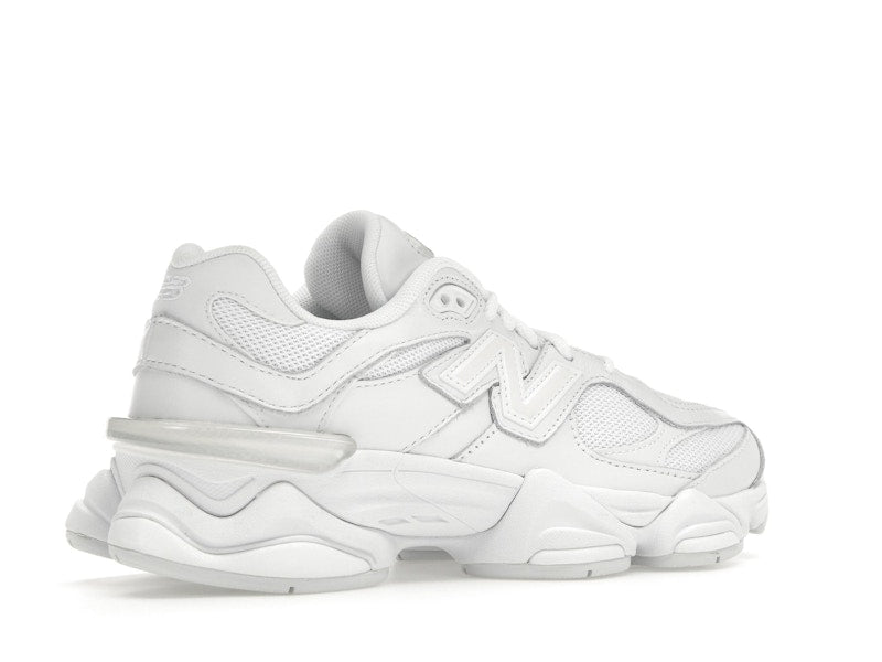 New Balance 9060 Triple White - New Balance - OFFseason 衣服 - U9060NRJ