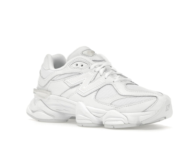 New Balance 9060 Triple White - New Balance - OFFseason 衣服 - U9060NRJ