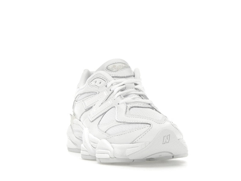 New Balance 9060 Triple White - New Balance - OFFseason 衣服 - U9060NRJ