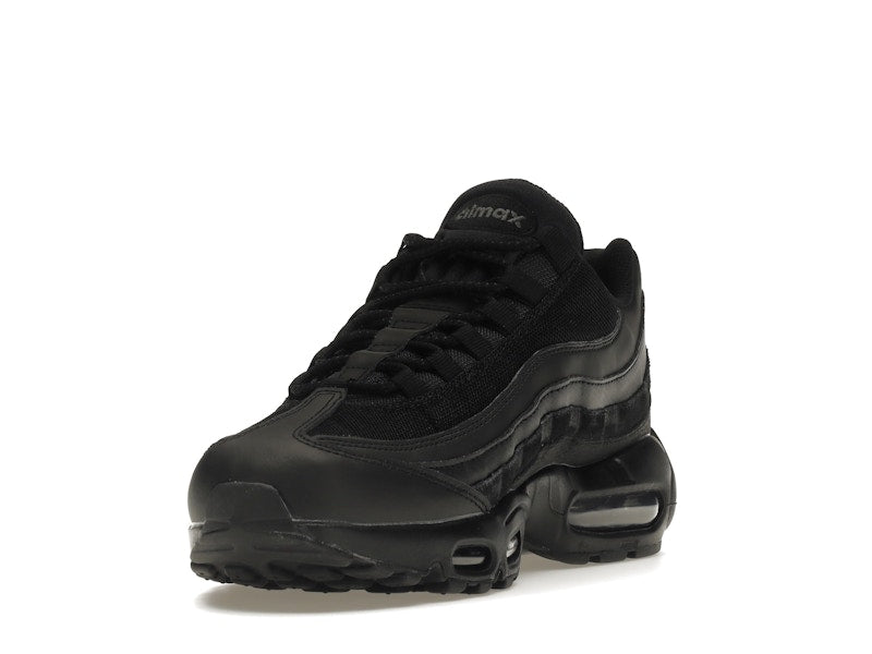 Nike Air Max 95 Essential Triple Black (2020/2023) - Nike - OFFseason 衣服 - CI3705 - 001