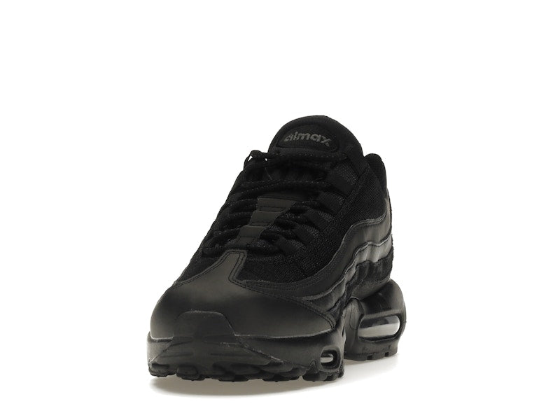 Nike Air Max 95 Essential Triple Black (2020/2023) - Nike - OFFseason 衣服 - CI3705 - 001