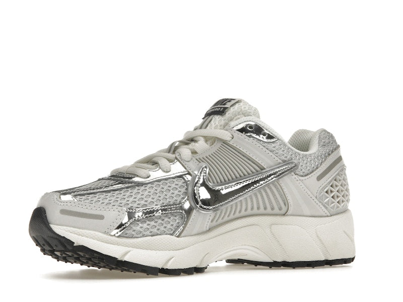 Nike Zoom Vomero 5 Photon Dust Metallic Silver (Women's) - Nike - OFFseason 衣服 - FD0884 - 025